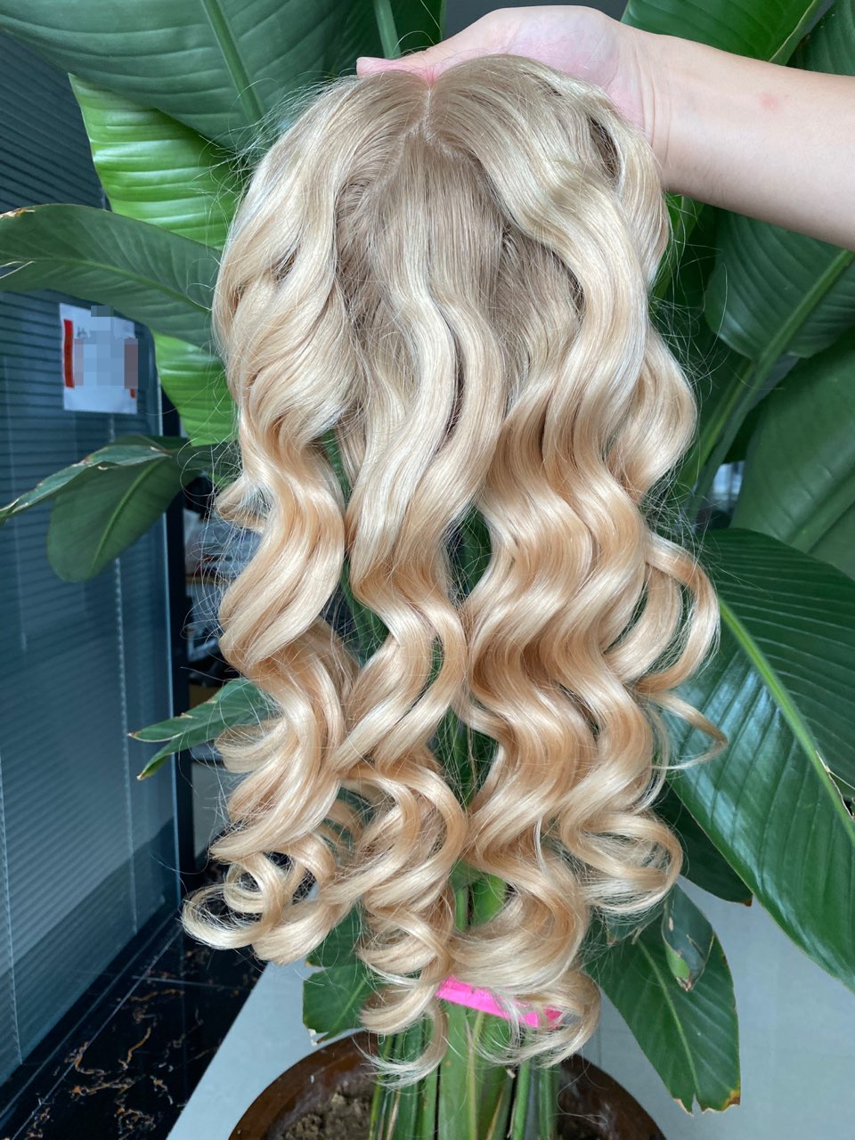 1 topper 8x8 silk base 4x4 + wefted+front lace #tp8/1001 (copy) 1 topper 8x8 silk base 4x4 + wefted+front lace #tp8/1001 (copy)