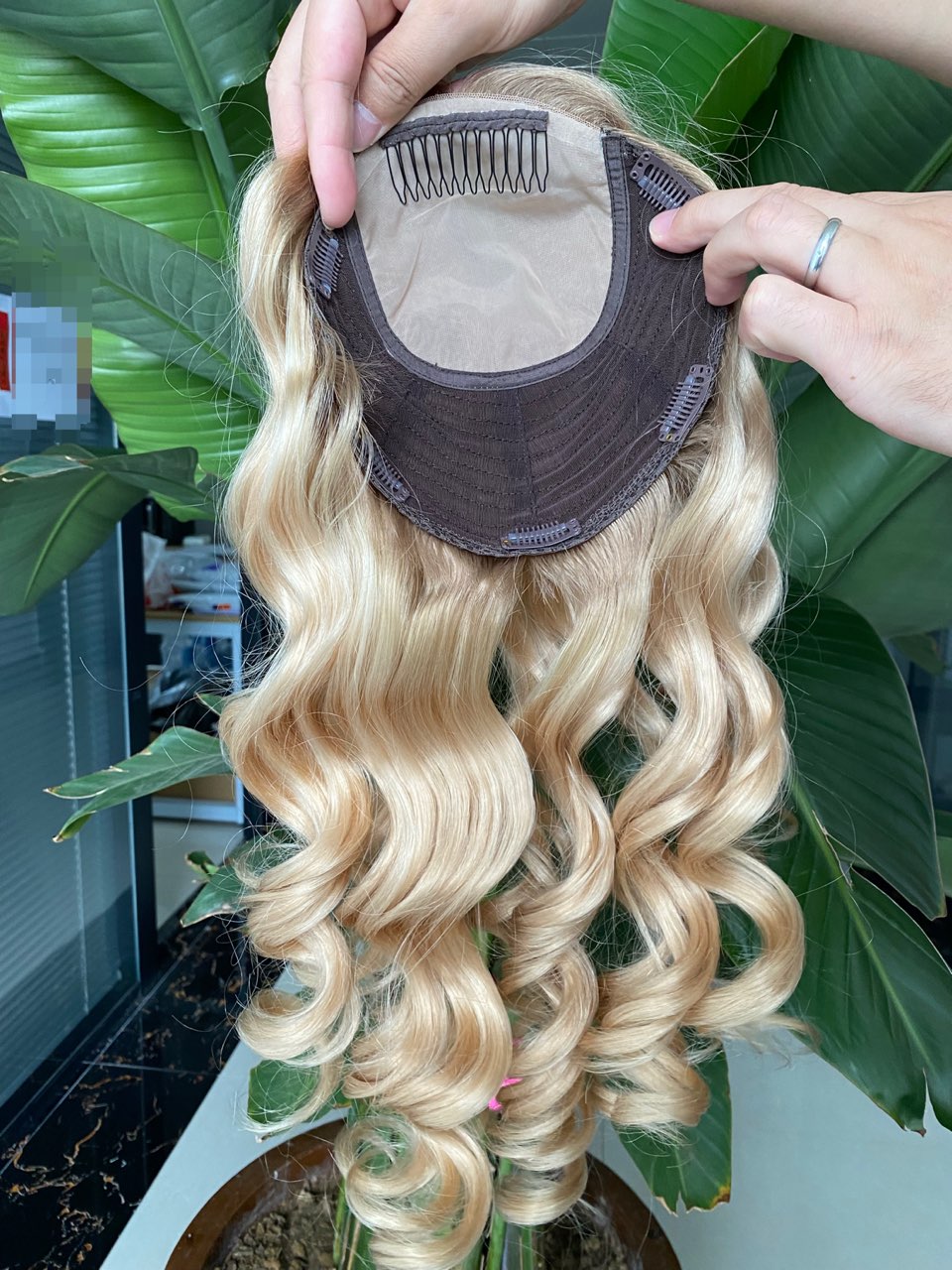 1 topper 8x8 silk base 4x4 + wefted+front lace #tp8/1001 (copy) 1 topper 8x8 silk base 4x4 + wefted+front lace #tp8/1001 (copy)